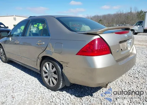 2006 Honda Accord 3.0 Lx z USA, uszkodzony, nr VIN 1HGCM663X6A049314